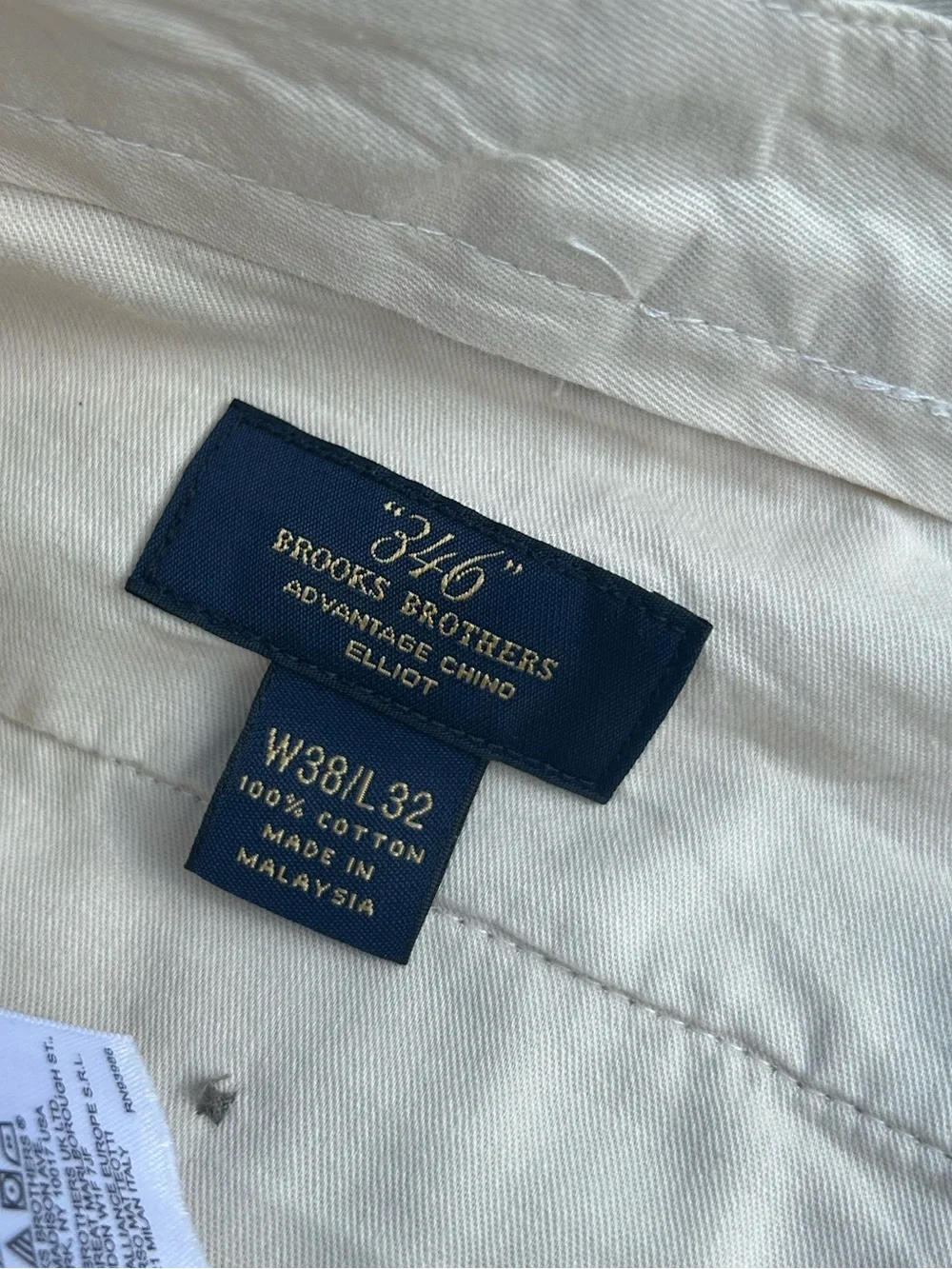 Brooks Brothers Men’s 346 Advantage Chino Elliot Pleated Front Khaki Pants 38/32